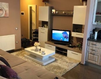 CHIRIE LUX! 3 camere complet echipat