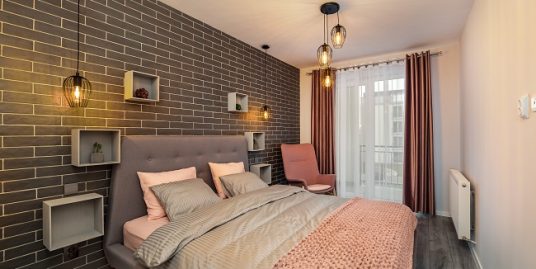 Central Et.1 – Apartament MODERN 3 camere 2 bai