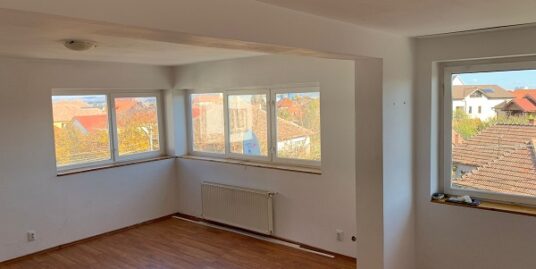 Ap.VILA 3 camere decomandate+ terasa Cal.Poplacii Etaj 2